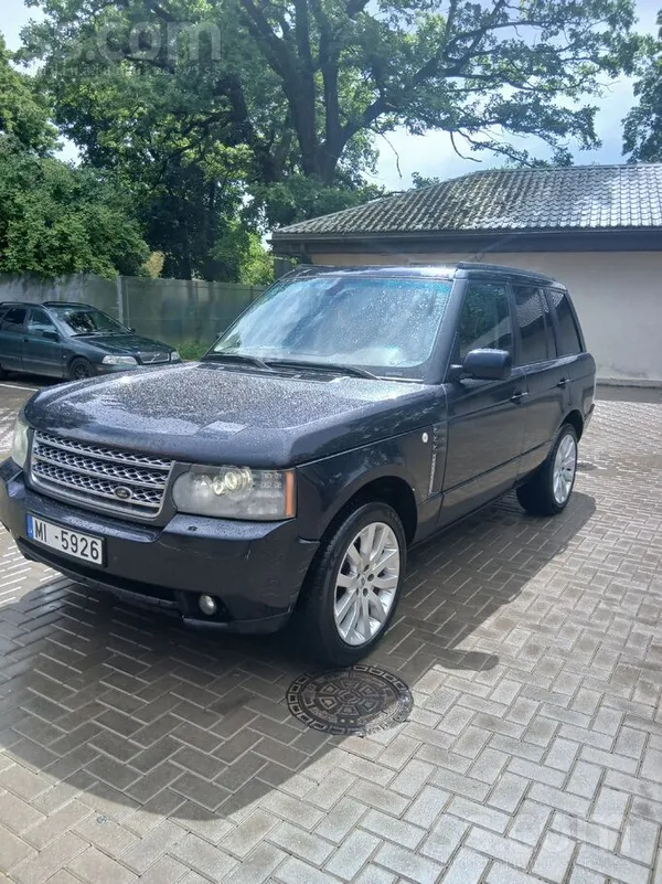 Land-rover Tehniskais stāvoklis labs, vizuālais ir rūsa bagāž