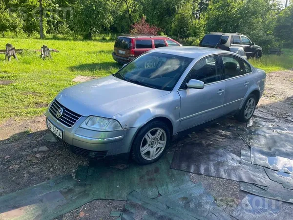 Passats 1.8t ar jaunu tehnisko apskati. 
Ir vizuāli defekti un kautkas ar a