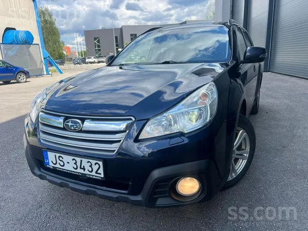 Subaru Tiek pārdots Subaru Outback, 2014 gada, ar 2, 5L b