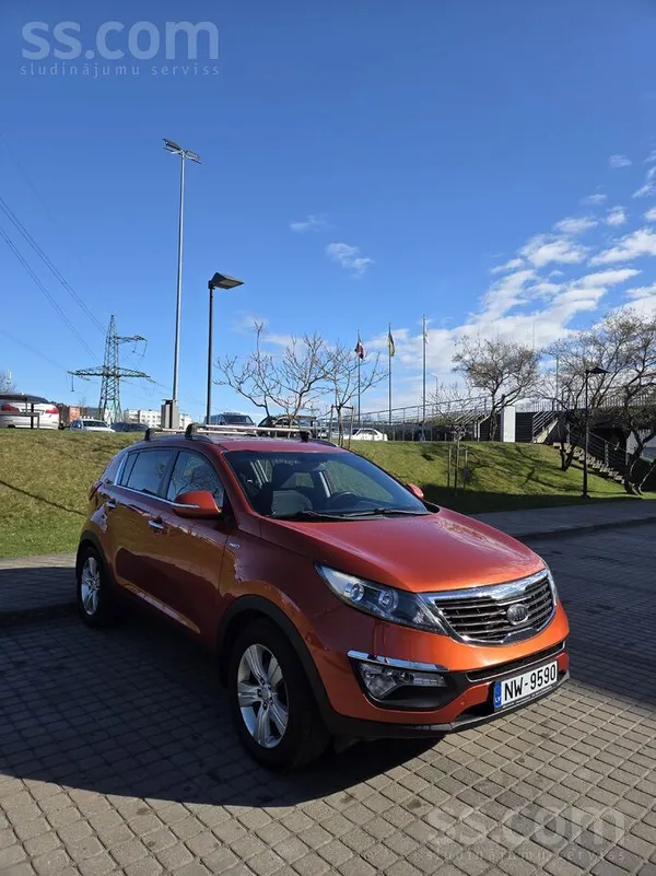 KIA Pārdodu ekonomisku un uzticamu pilnpiedziņas apvid