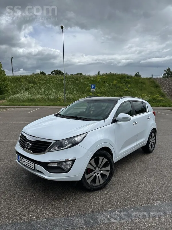 KIA Pārdod Kia Sportage 1.7 Crdi, 2013. gada. 