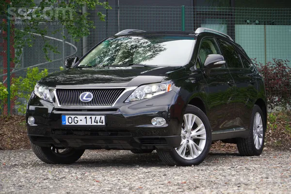 Lexus Jauna TA. Labs aprīkojums. Dinamisks un ekonomisks