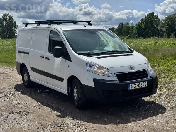 Peugeot Peugeot Expert ar manuālo 6 robu ātrumkākrbu