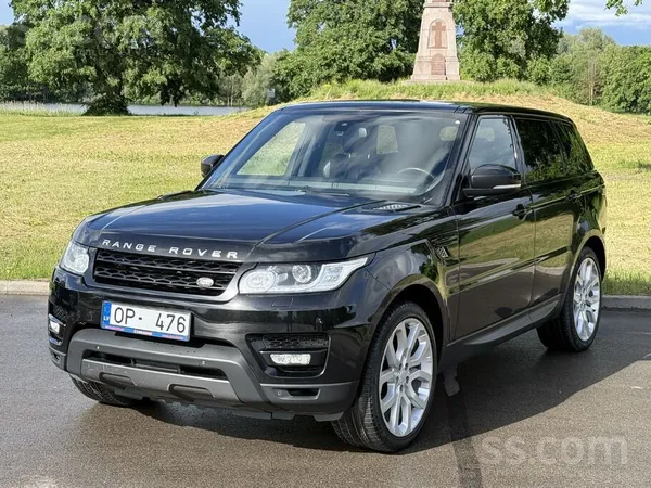 Land-rover Auto labā stāvoklī. Tehniskā apskate izieta bez ai