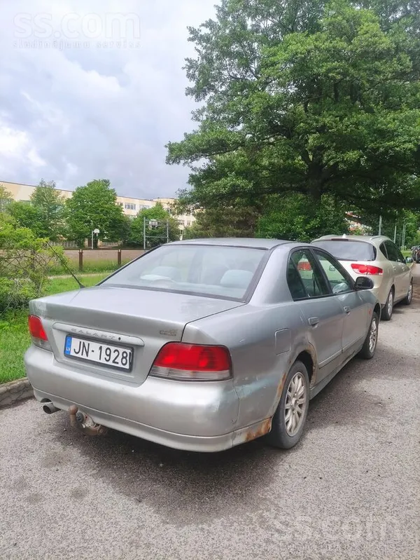 Palīdzu pārdot. 
Auto šobrīd nav braukšanas kārtībā, jo to nevar iedarbināt