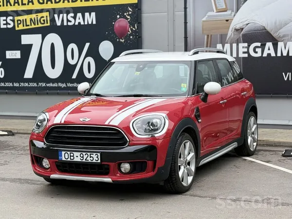 Mini Mini Countryman ar automātisko ātrumkārbu. Ļoti la