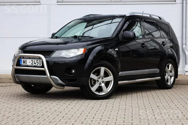 Mitsubishi 2.4benzīns/gāze, 4x4, automāts