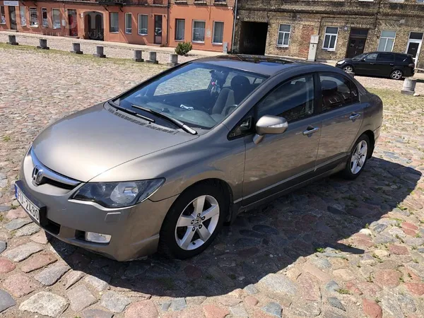 Honda Pārdodas Honda civic 2006gada iegādāts Jauns Latvi