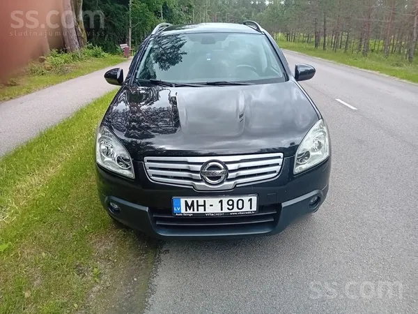 Nissan Pārdodu Nissan Qashqai+2 laba tehniska un vizuala 