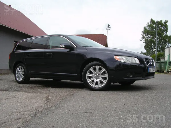 Volvo Volvo V70. 2.0d. 5cilindru dzinējs. Automāts. Serv