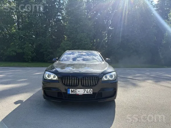 BMW Pārdodu BMW 740D/225kw kas ir aprīkots ar automāti