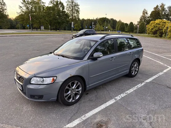 Volvo Pārdod auto ar defektiem, TA līdz 09.2026