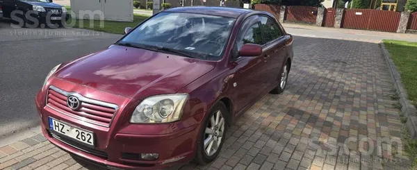 Toyota Toyota Avensis (2005) 2.0 Бензин / Автомат