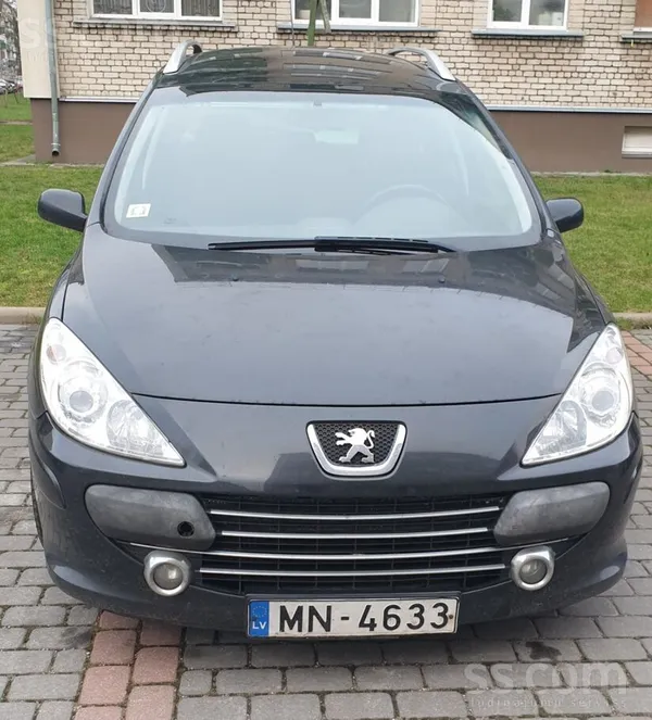 Pārdodu rezerves daļām Peugeot 307. Automašīna braucamā stāvoklī, "slimības