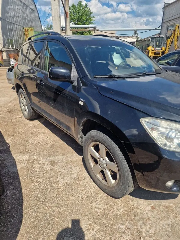 Toyota Продаётся Toyota Rav4, 2006 год выпуска. 