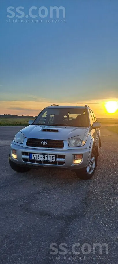 Toyota Продаётся Toyota Rav4 2002 года. 