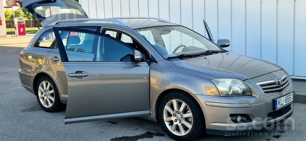 Toyota Pārdodu Toyota Avensis 2.2 D-4D, 110 kW