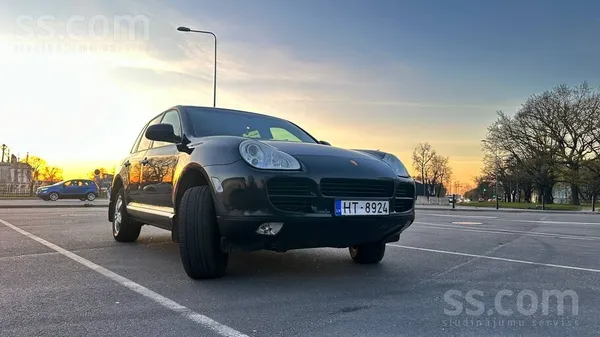 Porsche Pārdodu Porsche Cayenne ar 3.2 benzīna-gāzes motor