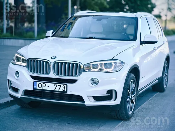 Pārdodu labu X5 Sdrive35I 225kw (300Zs), pierādāms nobraukums. Mašīna sāli u