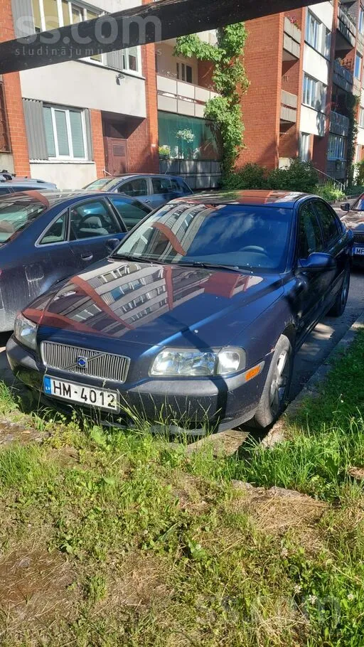 Pārdod Volvo S80, ir rūsa, bet netraucē braukšanai. 
Mašīnai beigusies tehn