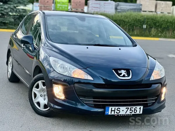 Peugeot Pārdodu Peugeot 308. Mašīna ir ļoti labā darba kār