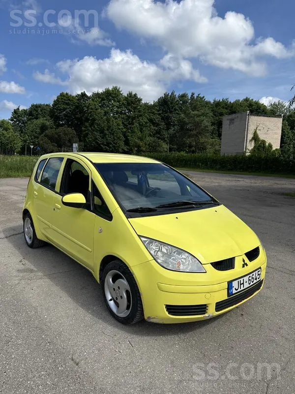 Mitsubishi Tirgoju Mitsubishi Colt