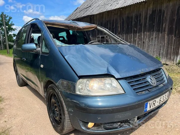 Vw sharan 1, 9 85kw rūc brauc bremzē. 
Daudz jaunas daļas piekarei. 
Sīkāk