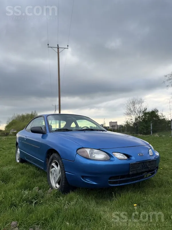 Escort zx2 coupe
2.0 zetec dzinējs ar automātisko pārnesumkārbu.
Auto gad