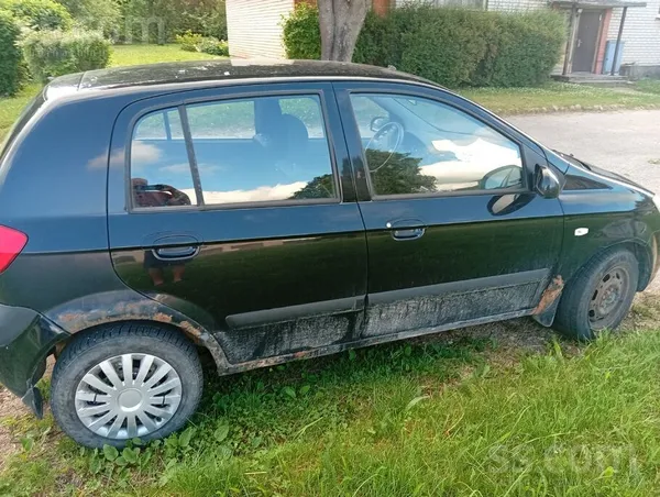 Ģimenes apstākļu dēļ pārdodu uzticamu mašīnu. Laika trūkuma dēļ ir tikai jās