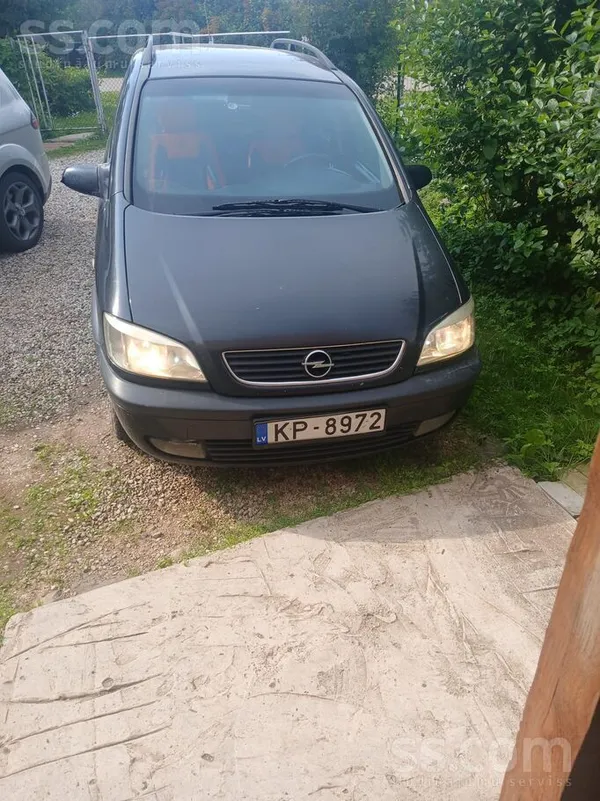 Opel Pārdodu ekonomisku un ietilpīgu auto, 7vietīgu maš
