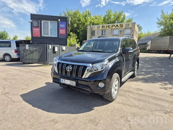 Toyota Toyota Land Cruiser 2.8l dīzelis. 130kw 