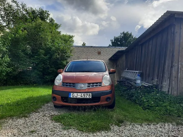 Pārdod auto ar skati un nomaksātiem nodokļiem, patēriņš 4-5l. Iedegās egr vā