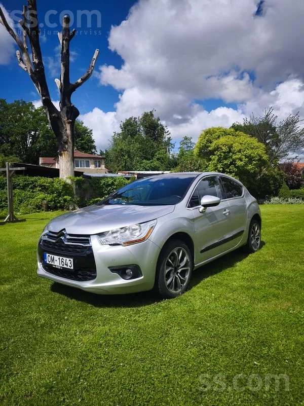 Citroen Uz pārdošanu ideals Ds4 2.0 dīzelis, ekonomisks. P