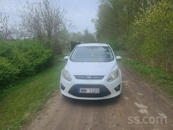 Ford Pārdod Ford C-Max – ekonomisks 4.5L UZ 100 KM , uz