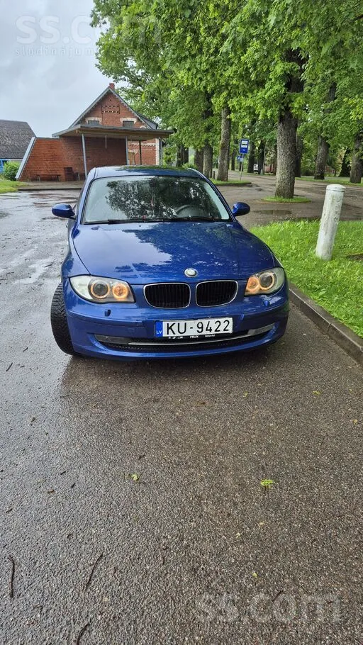BMW 120