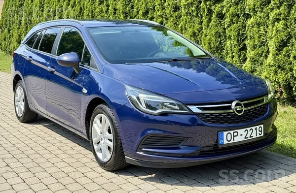 Pārdod 2018. gada Opel Astra Sports Tourer ar ekonomisko un uzticamo 1.6 Cdt