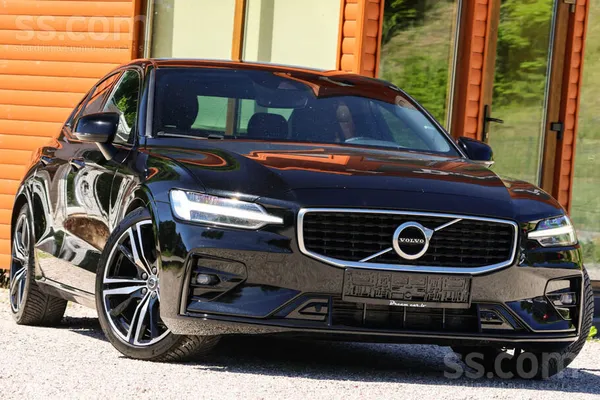 R-Design. 2.0T4 - 190zs. Tikko no Nīderlandes, bez nobraukuma pa Latviju, ar