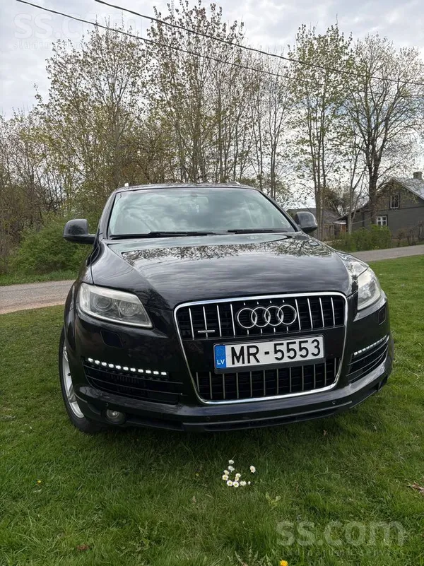 Audi Audi Q7 3.0tdi Sline Quattro, bez pneimo. 7 vietas