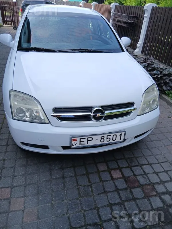 Opel Pārdod Opel Vectra 2, 2 l benzīns, 108 kW dzinējs.