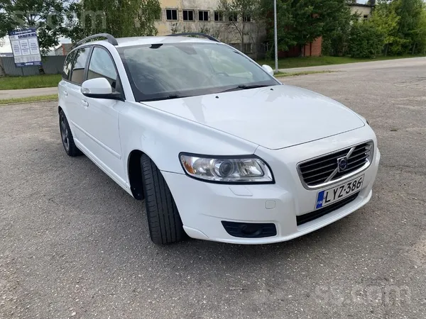 Volvo Pārdod Volvo V50-2, 0d, 100 kw. Teicams tehniskais