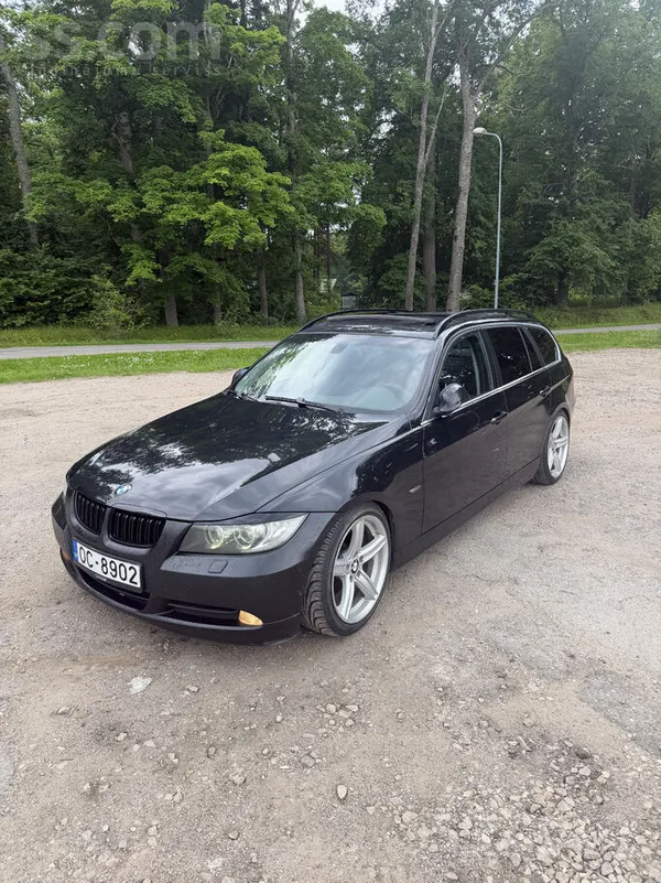 BMW Pārdodu savu 325d 145kw ir čipots, īpašumā 3 gadus
