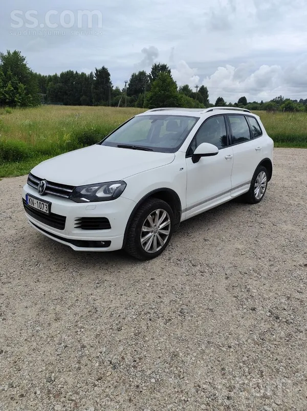 Volkswagen Pārdod VW Touareg 2014 gada