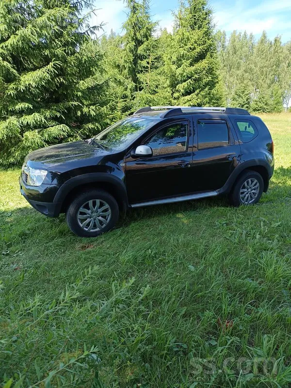 Dacia Pārdodu automašīnu. Ir komplekts ar ziemas riepām 