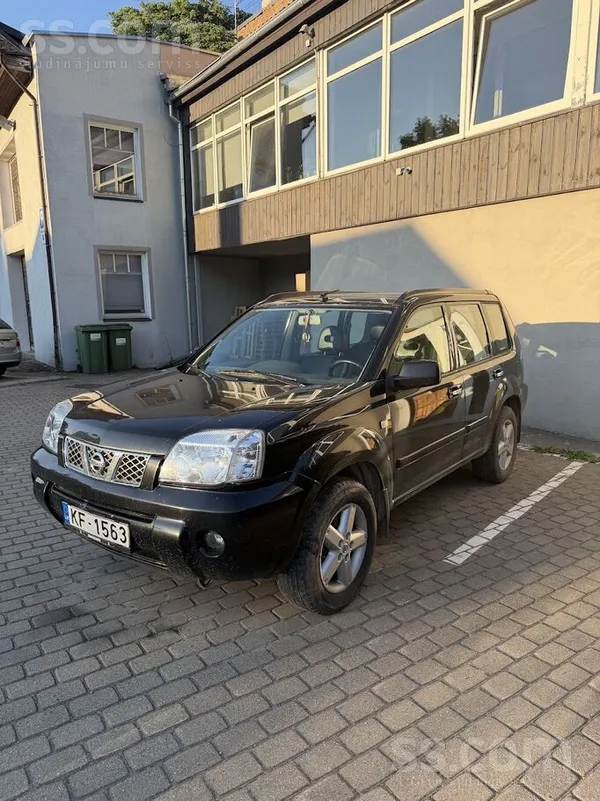 Nissan Pārdodu Nissan X-Trail 4x4, ar motora defektu