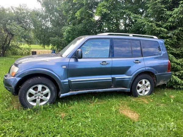 Mitsubishi Pārdodu Mitsubishi Pajero bez dokumentiem. Nevar i