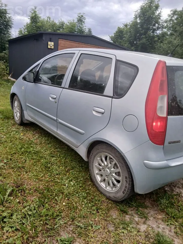 Mitsubishi Ejošš pārdod veselu ejošu ar metināšanas vajadzībā