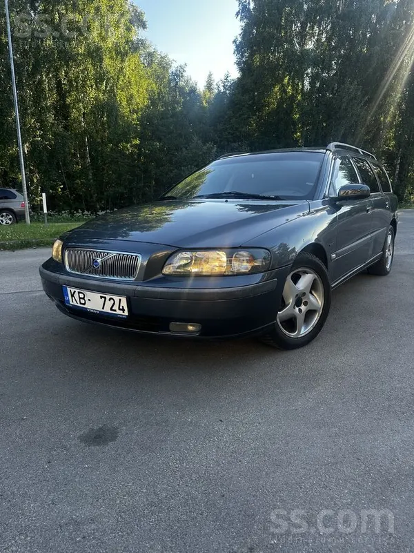 Volvo V70