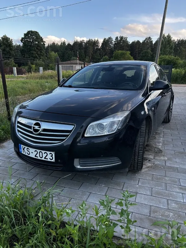 Opel Pārdodu Opel Insignia 2010. gada izlaiduma. 2.0 Cd