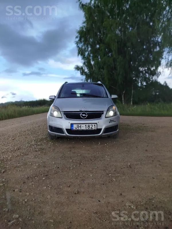 Opel Zafira