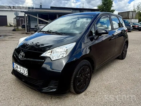 Toyota Toyota Verso-S 1.33-L-Dual-Vvt Life 73 kW (99 Zs)